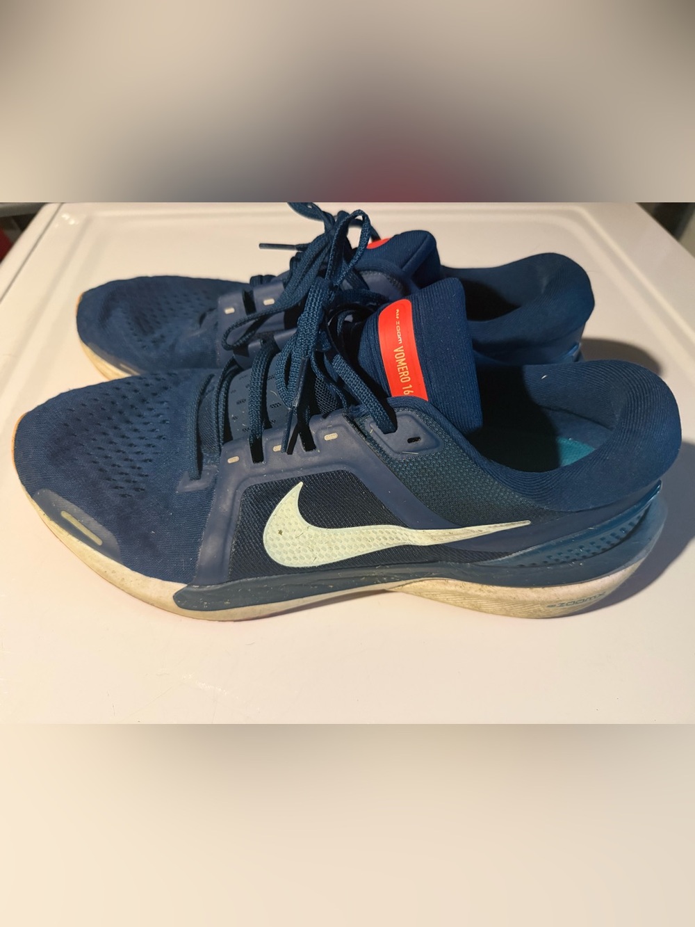 Nike Air Zoom Vomero 16